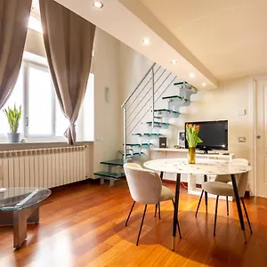 Heart Of Loft Arco Della Pace Apartamento